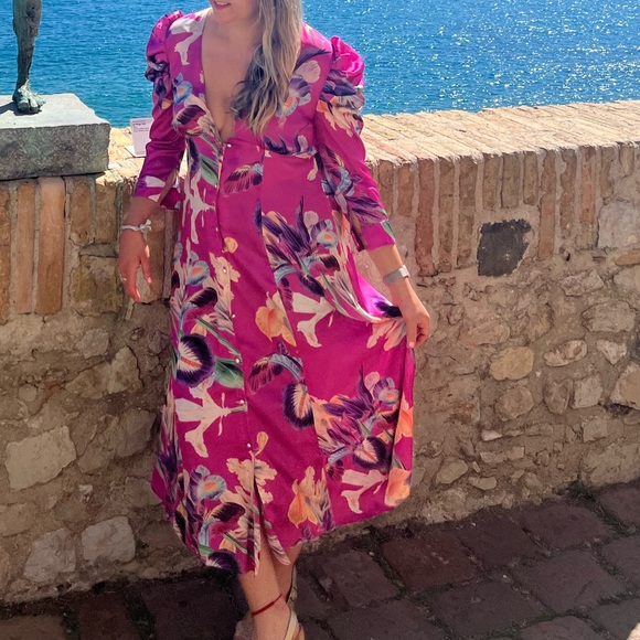 PatBO Dresses & Skirts - Grace Floral Puff-Sleeve Midi Dress